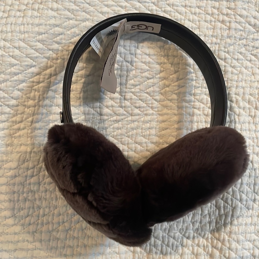 Never worn brown UGG earmuffs